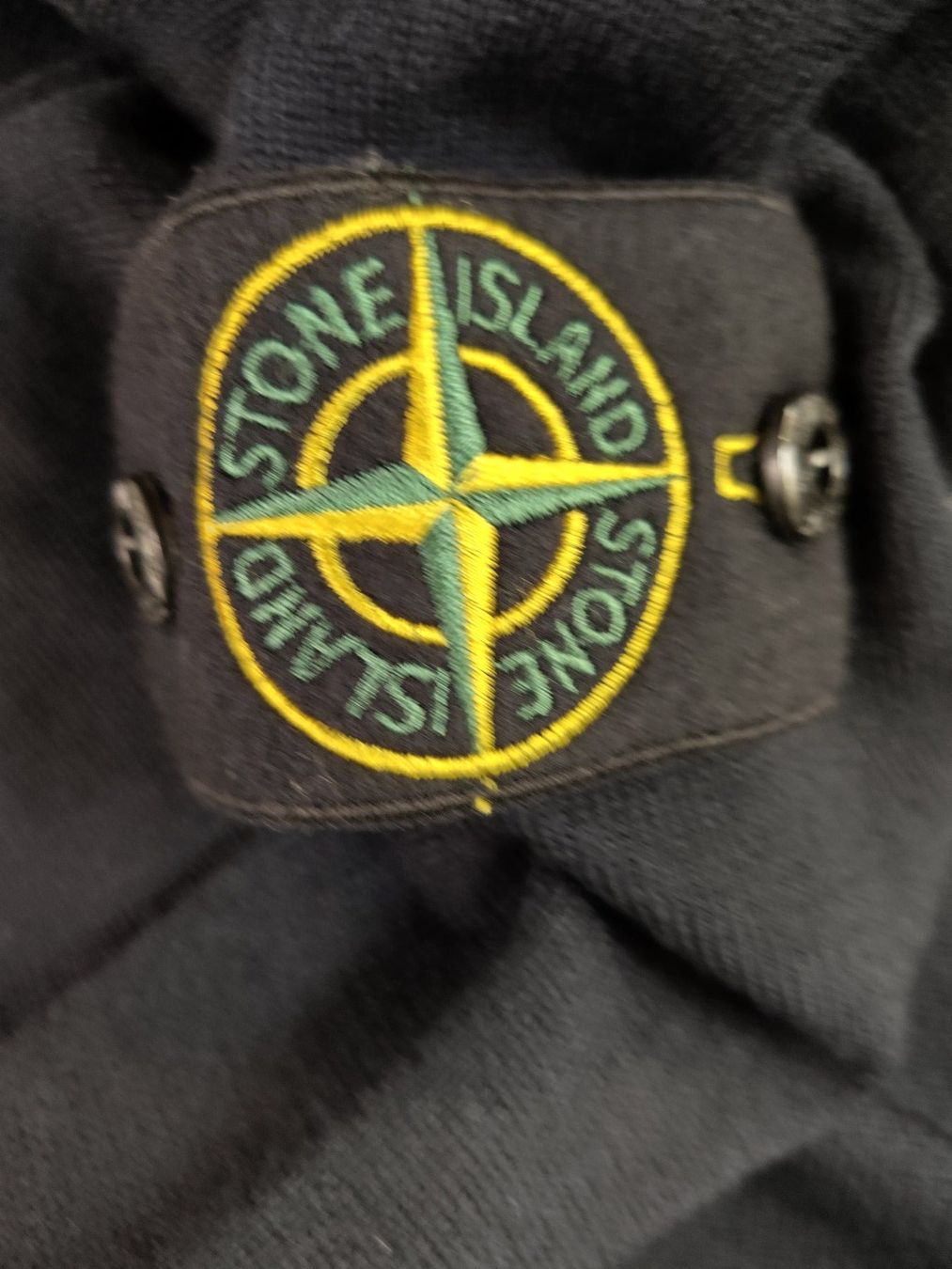 Stone Island Maglioni & Felpe: Stone Island - Strickpullover schwarz Gr. XL – Nuovo e nell'imballaggio originale da Dällikon venduto da Retouren_Resale 1
