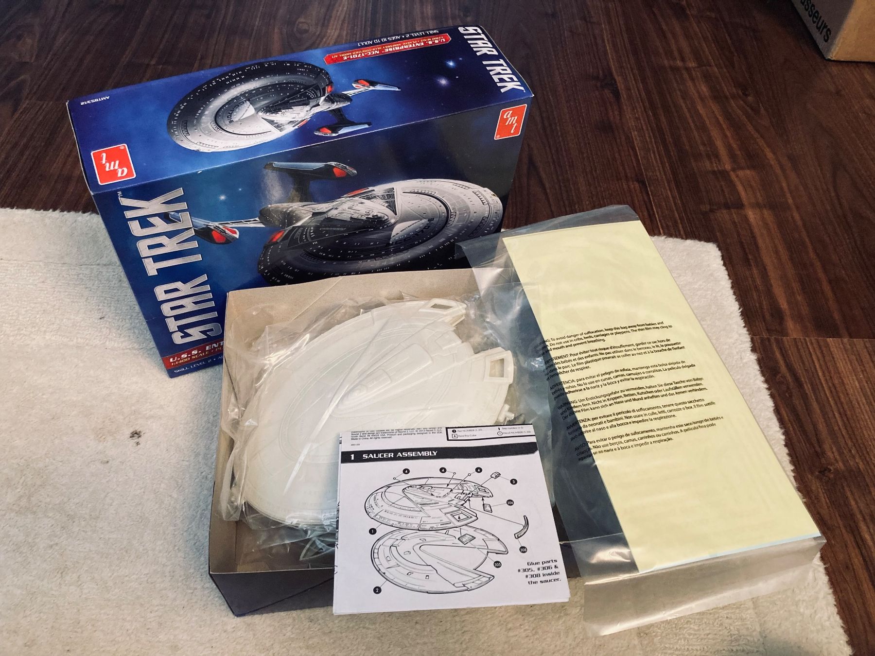 Kit di modellismo & Modellini statici: Star Trek U.S.S. Enterprise NCC-1701-E Modellbausatz – Nuovo e nell'imballaggio originale da Wagenhausen venduto da Novafreund283 1