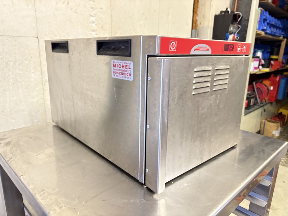 Elettrodomestici da cucina: Hold o mat – Usato da Buchs AG venduto da imar82 1