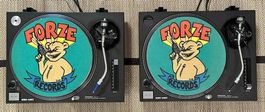 2x Technics SL-1210MK2 Turntables