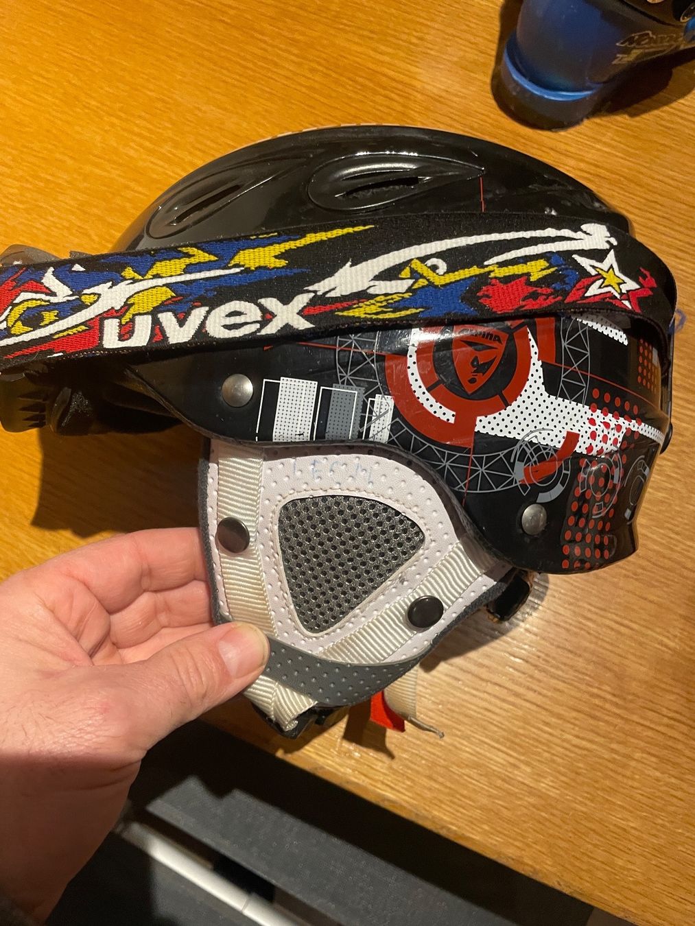 Alpina Caschi: Kinderskihelm – Usato da Worb venduto da Junior_01