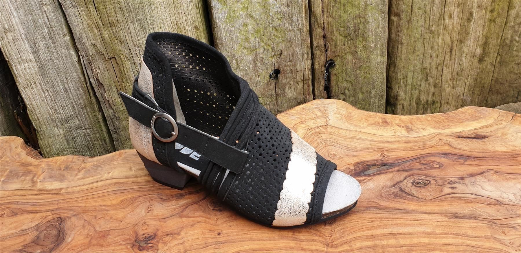 Scarpe da donna: DKODE Rae Leder  Sandalen 38 NP159.- NEU – Nuovo e nell'imballaggio originale da Buttwil venduto da MaraMari 5