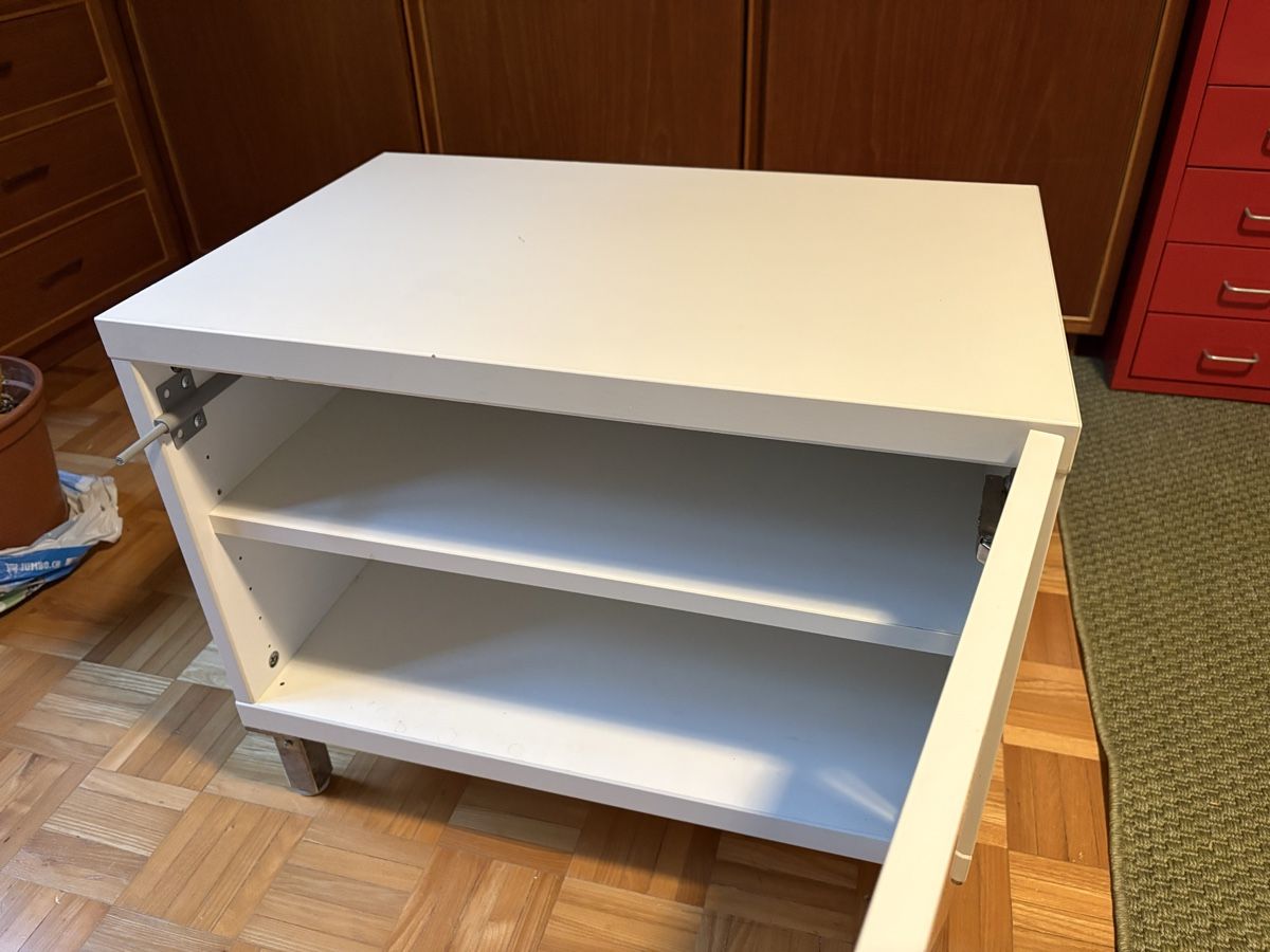 Ikea Comodini: Nachttisch Weiss – Usato da Basel venduto da Puptuup 2