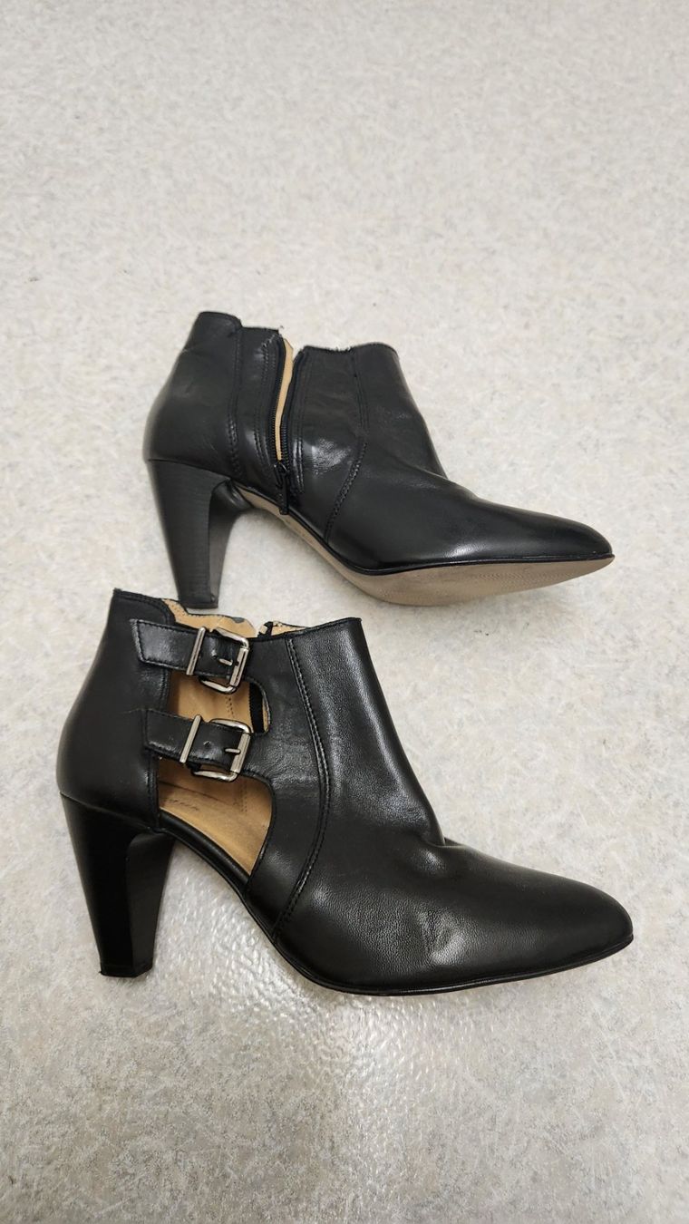 Damenschuhe: Hochwertige Lederstiefeletten, Grösse 40 – Gebraucht aus Dübendorf von Jolenia 2
