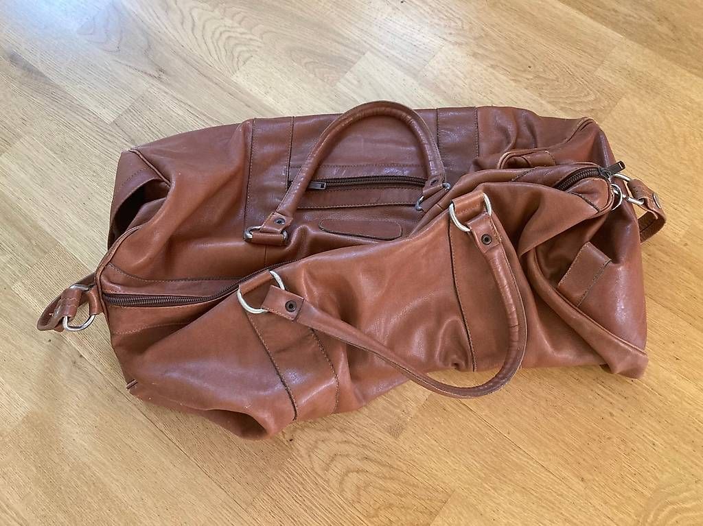 Taschen: Ledertasche – Gebraucht aus St.Gallen von powderturn
