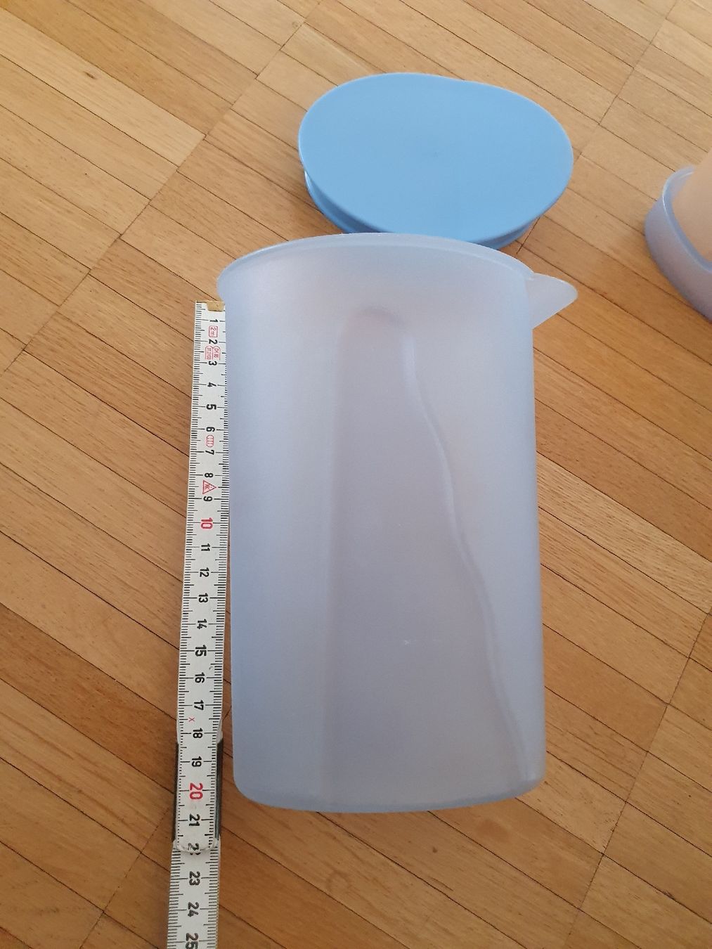 Tupperware Behälter & Ähnliches: Tupperware Set, Krug & 2 Behälter mit Deckel – Gebraucht aus Laufenburg von megane1959 2