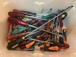 Diverse Schraubenzieher