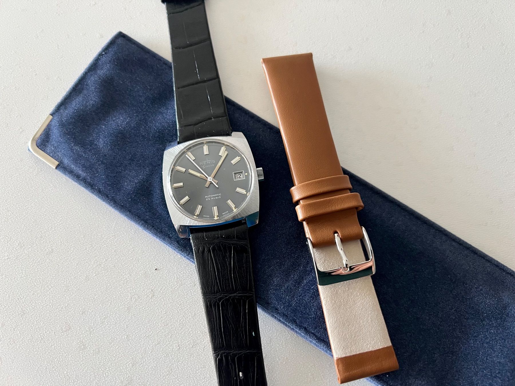 Orologi: RENIS vintage 70's automatic wristwatch - dark grey dial – Usato da Le Mont-sur-Lausanne venduto da LycaGallery 9