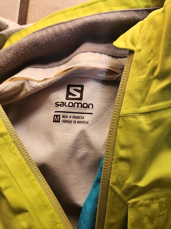 Salomon Jacken: Salomon Regenjacke Gr. M Unisex – Gebraucht aus Gstaad von Meiel2020 2