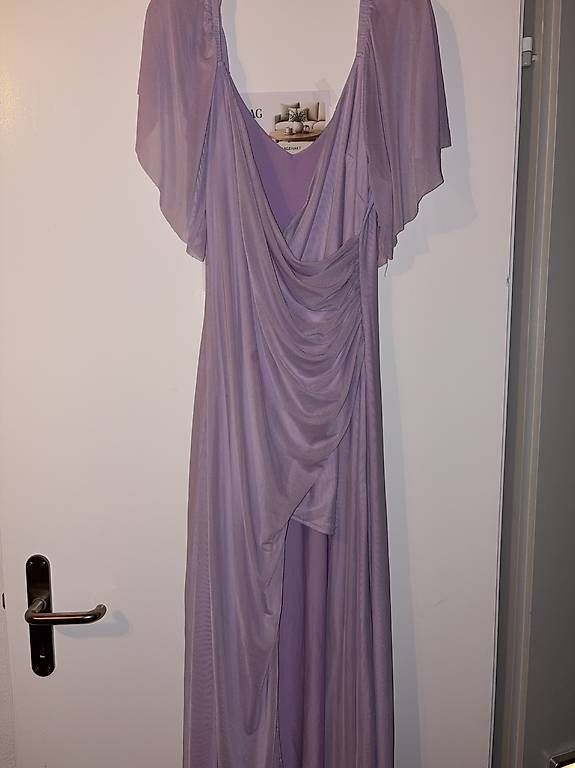 Robes: Abendkleider/overall – D'occasion à St. Gallen par ani_782p