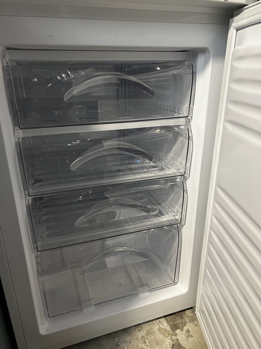 Gefrierschrank: Tiefkühlschrank Indesit  – Gebraucht aus Urdorf von AMBASSADOR 2