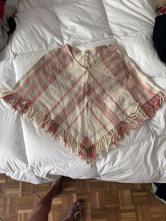 Poncho BURBERRY 100% cachemire écossais - Parfait