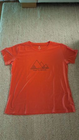Sherpa Outdoor T-Shirt Grösse XL mit Bergedesign 