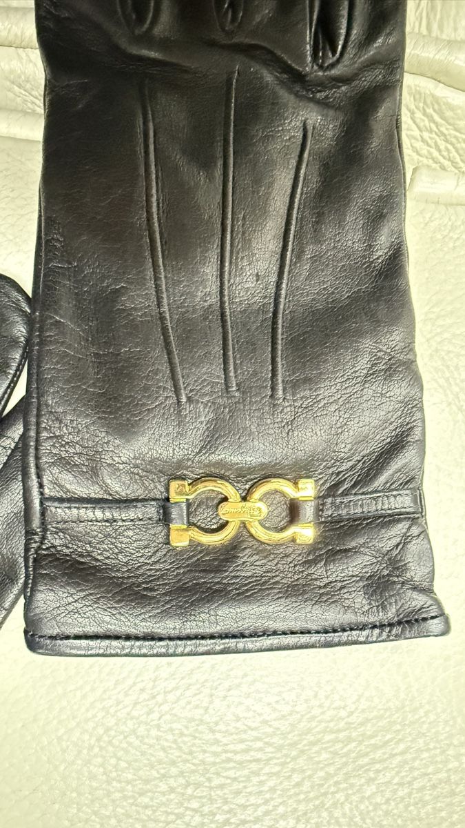 Salvatore Ferragamo Guanti & manicotti: ferragamo handschuhe – Usato da Lachen SZ venduto da HelvetiaLuxury 2