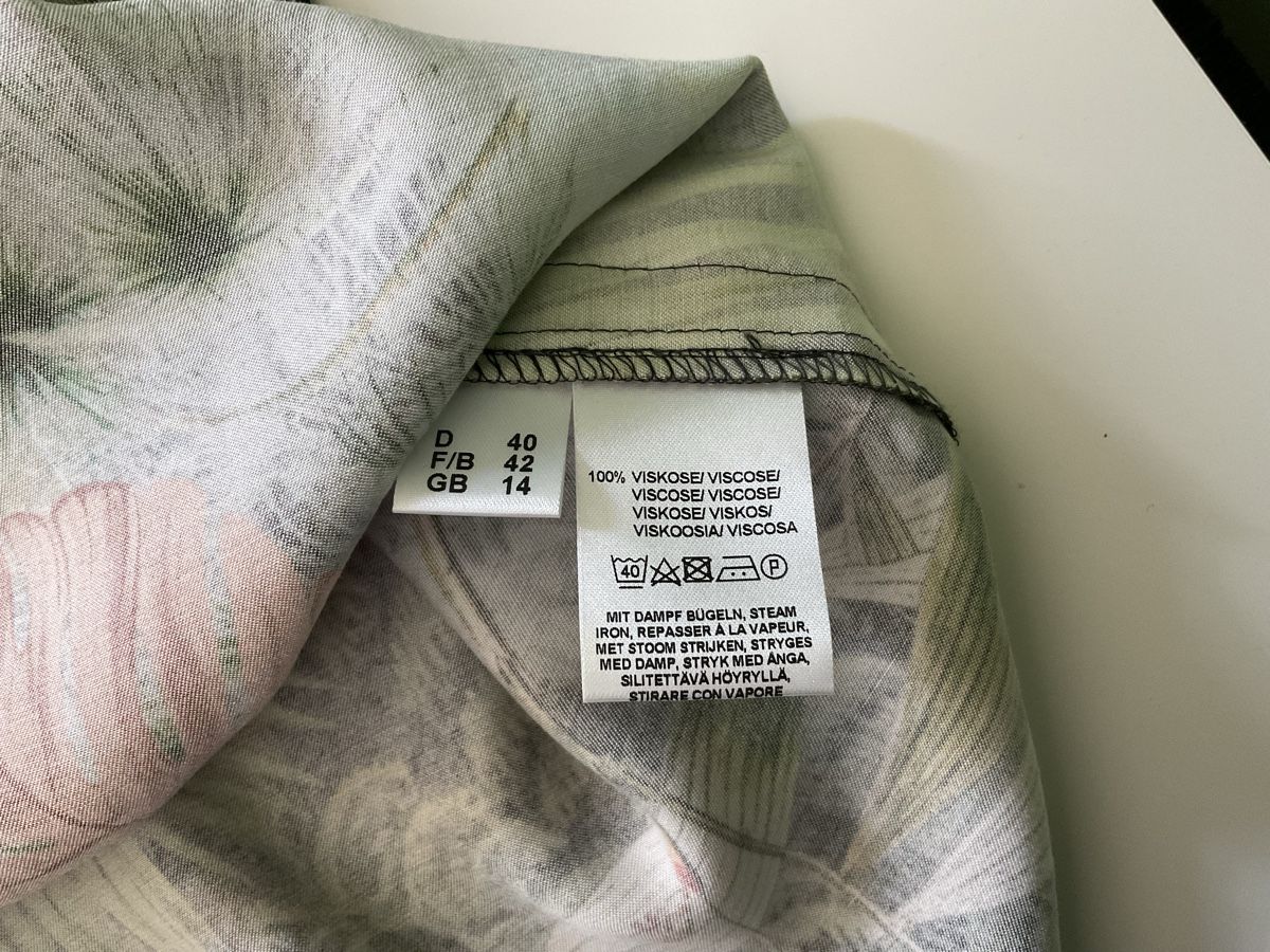 Peter Hahn Blusen: Neue Shirt-Bluse Peter Hahn Gr. 40 – Neu (gemäss Beschreibung) aus Pfäffikon ZH von Ben0707 4