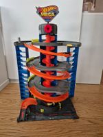 Hot Wheels City Mega Garage