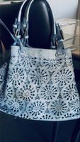 Sac à main cuir italien perforé bleu NEU