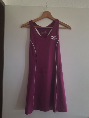 Robe de tennis Mizuno femme taille S, couleur prune.