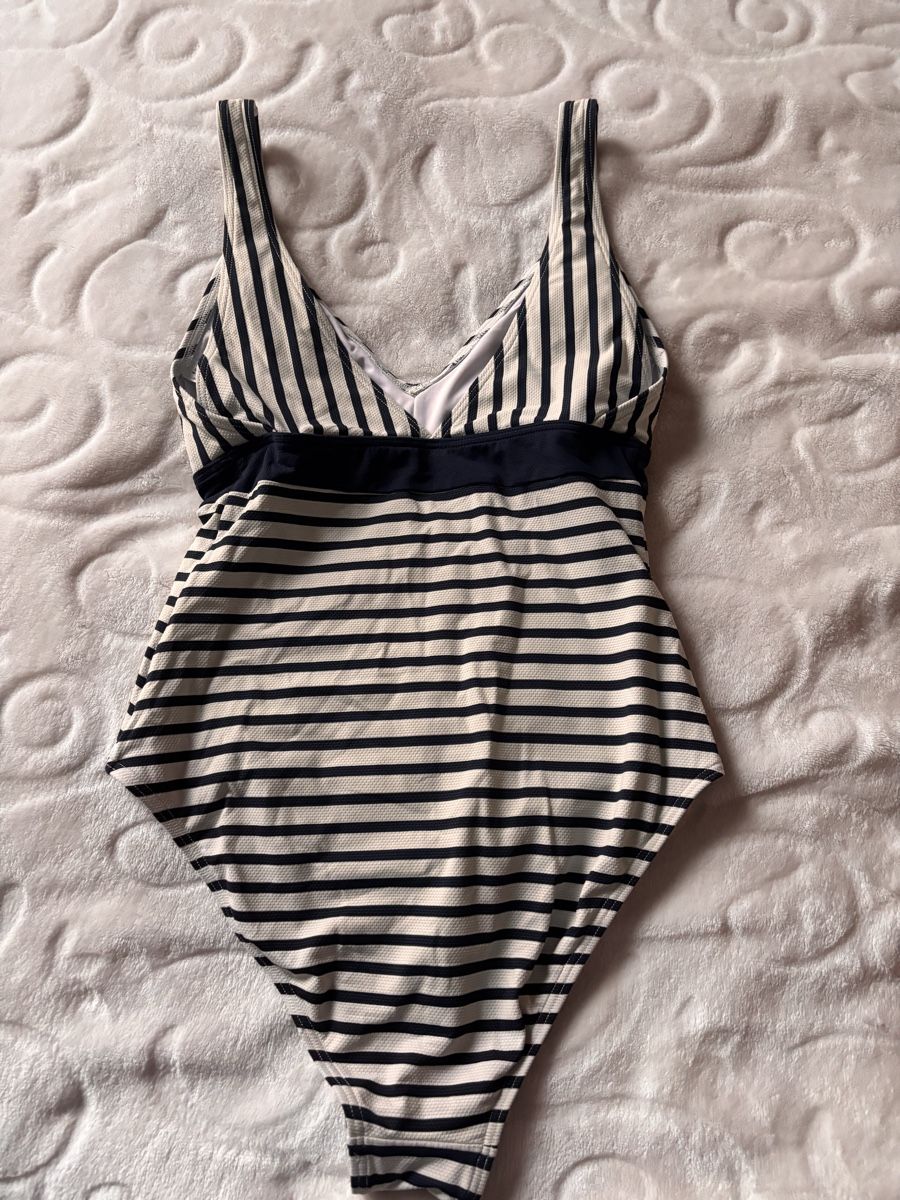 Esprit Costumi da bagno & Bikini: Esprit Badeanzug blau/weiss gestreift Grösse 40 – Usato da Weisslingen venduto da Yuna123 3