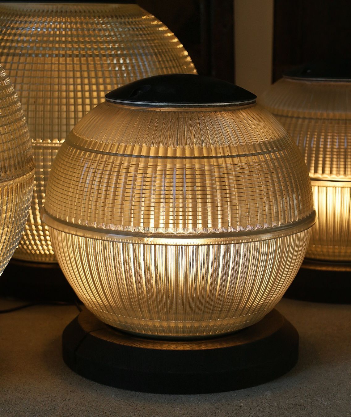 Lampade: Holophane Bodenleuchte, Lampe, Bodenlampe, Tischlampe – Usato da Birrwil venduto da brandschatz_birrwil 6