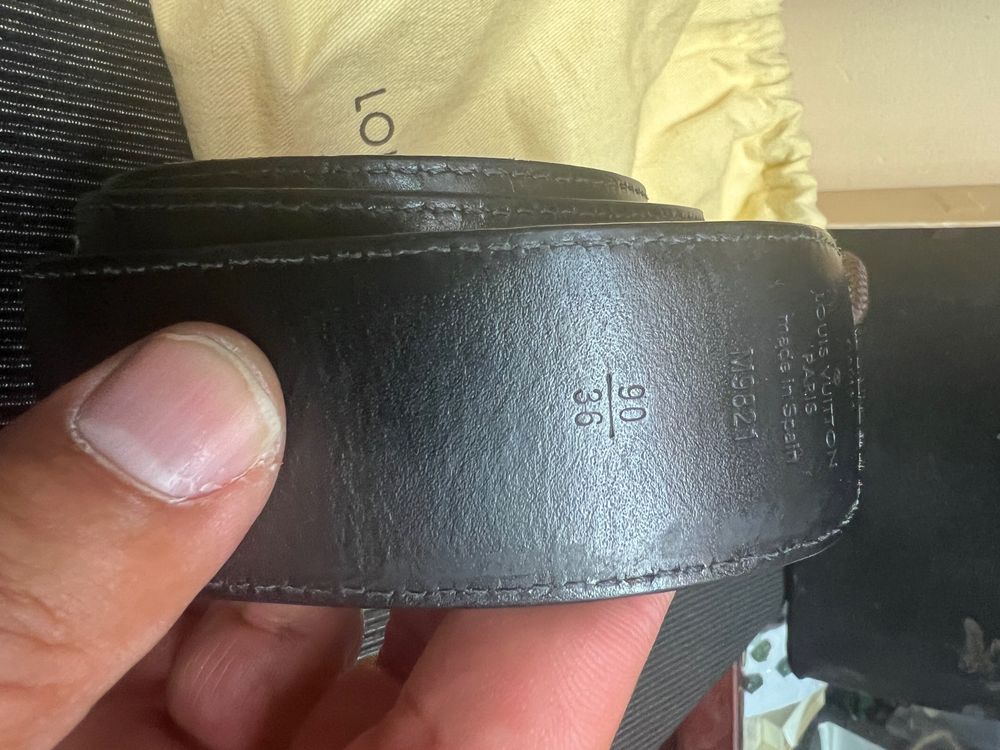 CEINTURE HOMME LOUIS VUITTON AVEC SA BOÎTE RÉVERSIBLE