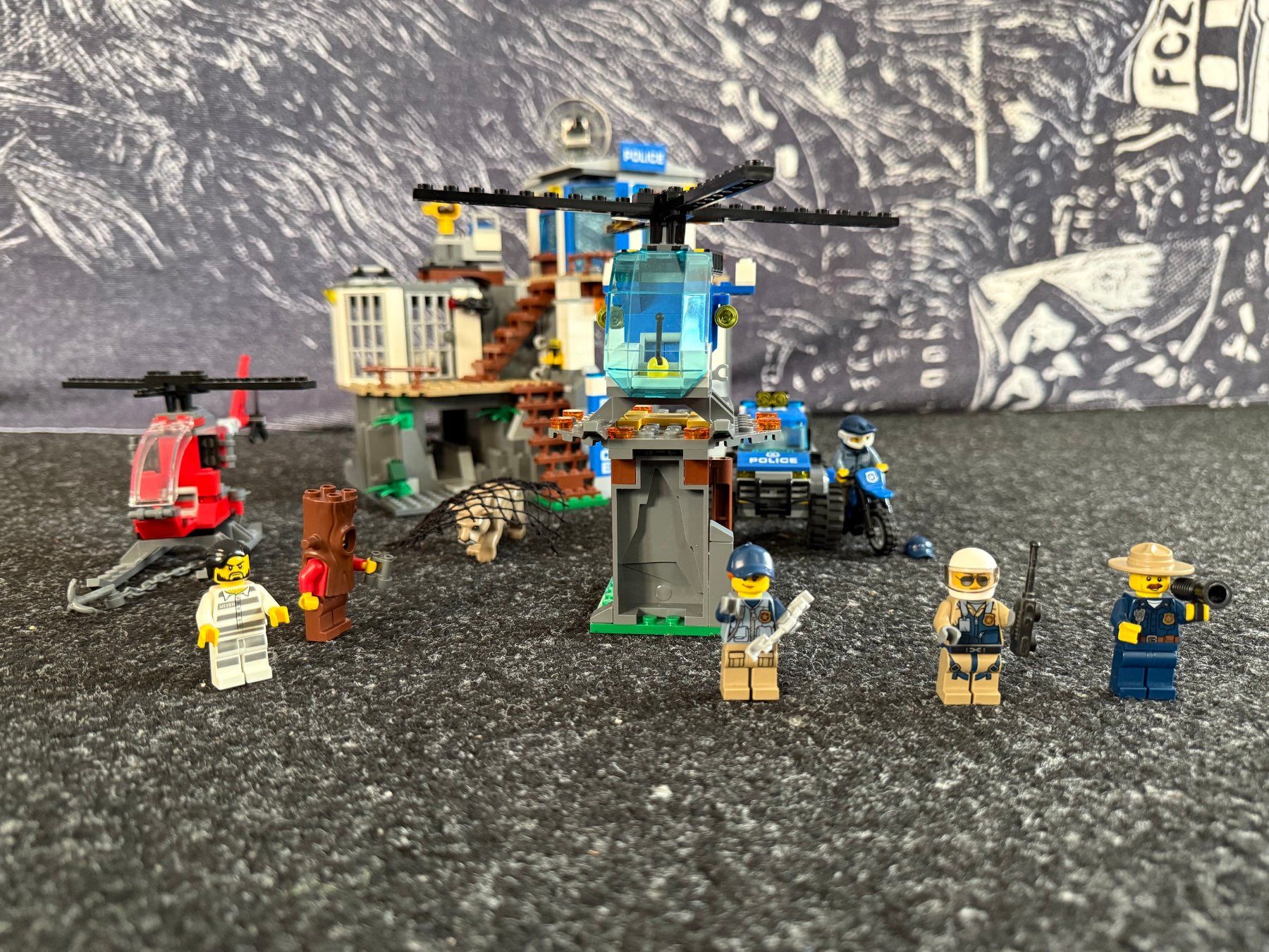 Lego Kit di costruzioni: Lego 60174 Hauptquartier der Bergpolizei – Usato da Grüningen venduto da mscheu 5