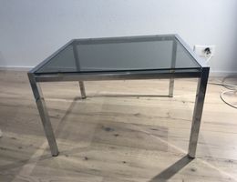Sehr schöner Design Couchtisch in Chrom mit Rauchglas 70er