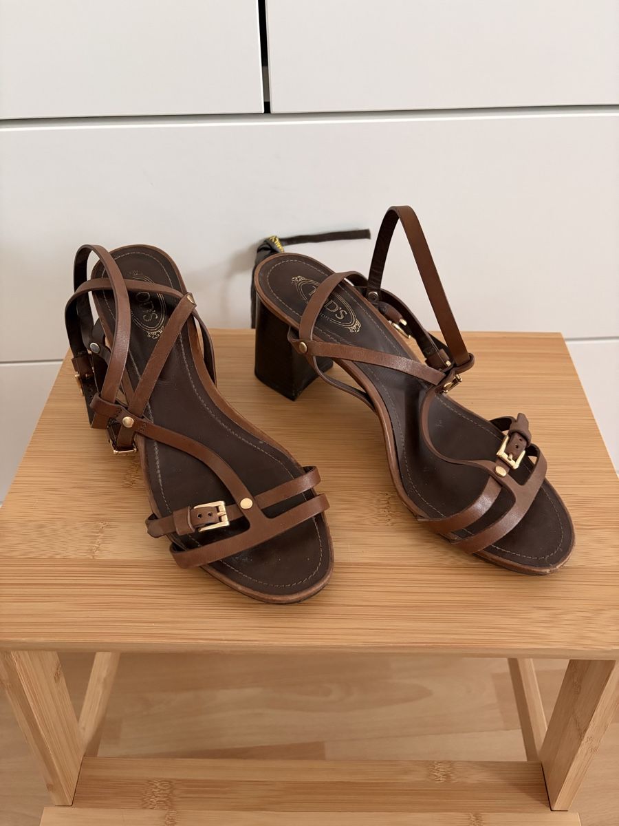 Tod'S Scarpe da donna: Sommerliche Sandalen von Tod's, Gr. 36 – Usato da Zürich venduto da sher_locked 1