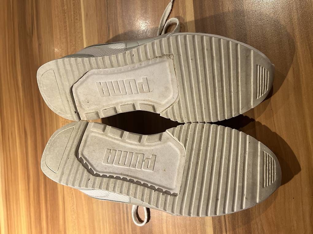 Puma Scarpe da uomo: Puma Gr. 37 Sneakers / Turnschuhe weiss – Usato da Brunnen venduto da Dirza78 3