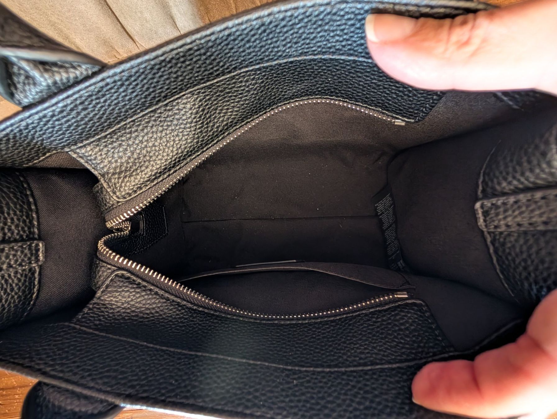Karl Lagerfeld Taschen für Damen: KARL LAGERFELD sac noir cuir – Gebraucht aus Cheseaux-Lausanne von loscaptos 3