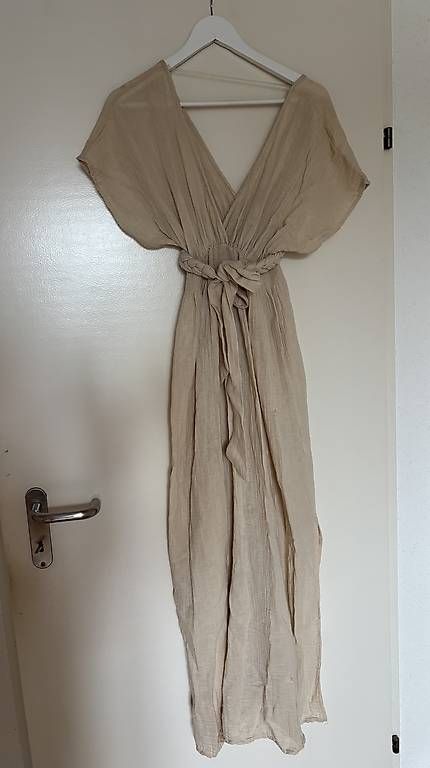 Vestiti: Goddess Dress Beige – Usato da Baden venduto da Chrisenft