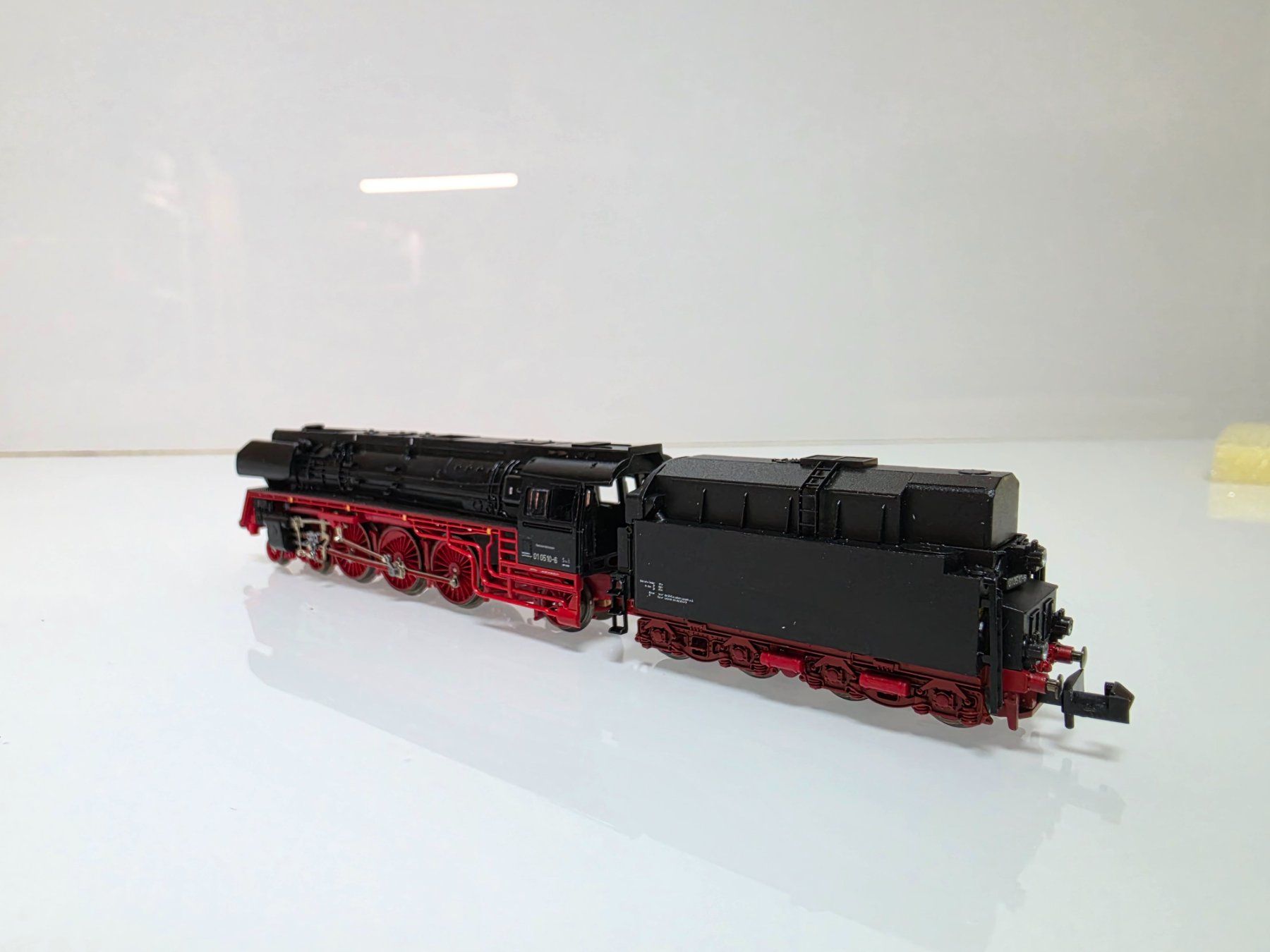 Trix Modellini di ferrovie: Minitrix DB Damplflok BR01 12705 Spur N – Nuovo e nell'imballaggio originale da Neuenhof venduto da ludovicco 2