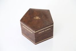Jaeger LeCoultre Master Quartz Vintage Box
