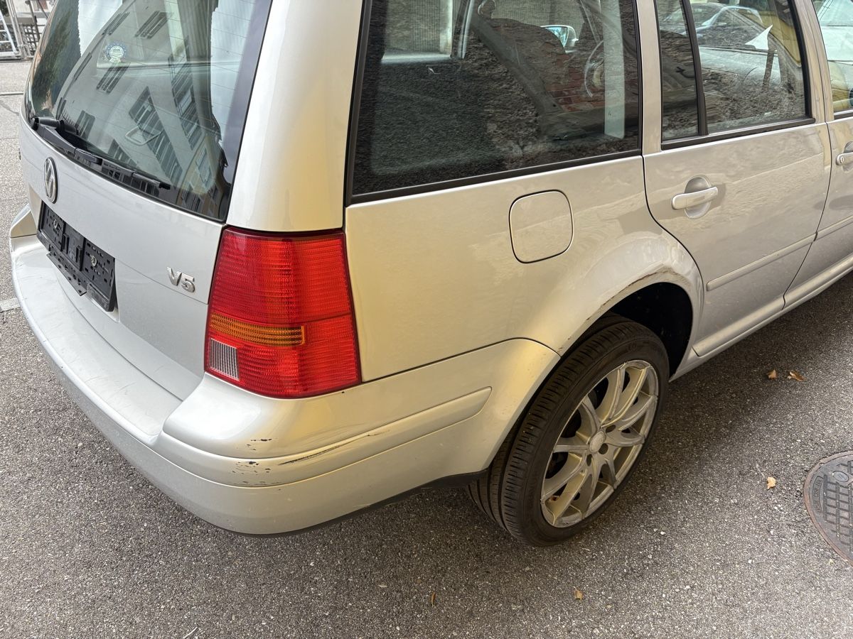 VW Automobili: Vw golf 4 variant – Usato da st-imier venduto da dada115 4