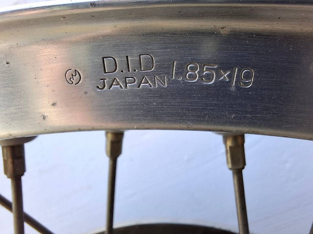 Honda Pneumatici & Ruote complete: Honda GL 1000 Vorderrad – Usato da Ebmatingen venduto da Moto42 3