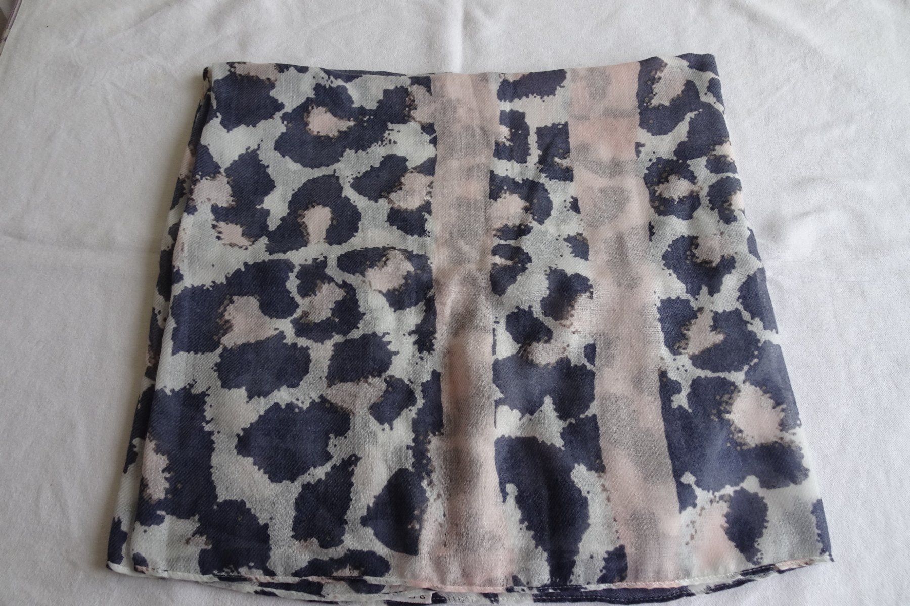 Foulard & Sciarpe: Schal, Halstuch bunt – Usato da Strengelbach venduto da schmetterling20