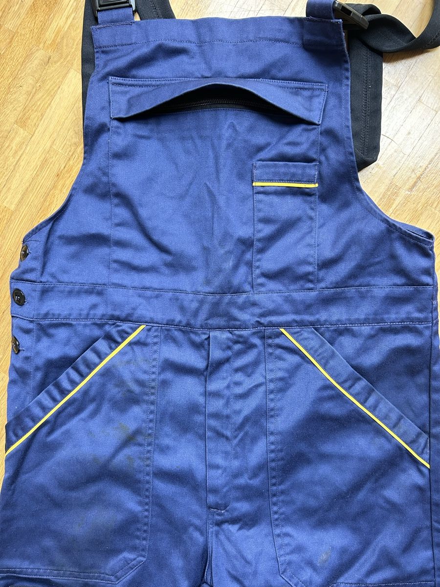 Pantaloni: Arbeitshose Latzhose – Usato da Winterthur venduto da turmalina15 4