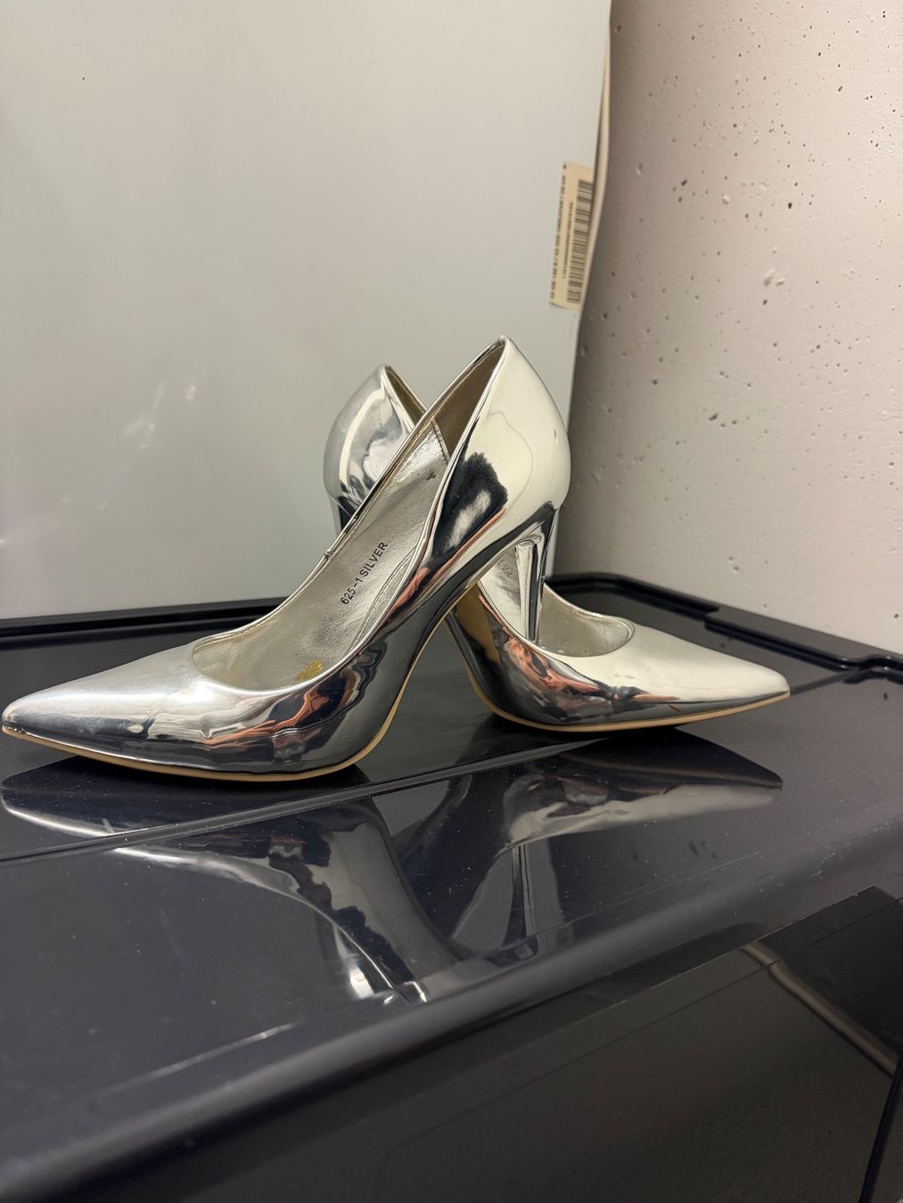 Damenschuhe: Absatzschuhe Silber Grösse 39 – Gebraucht aus Adlikon b.Regensdf von Ano_75