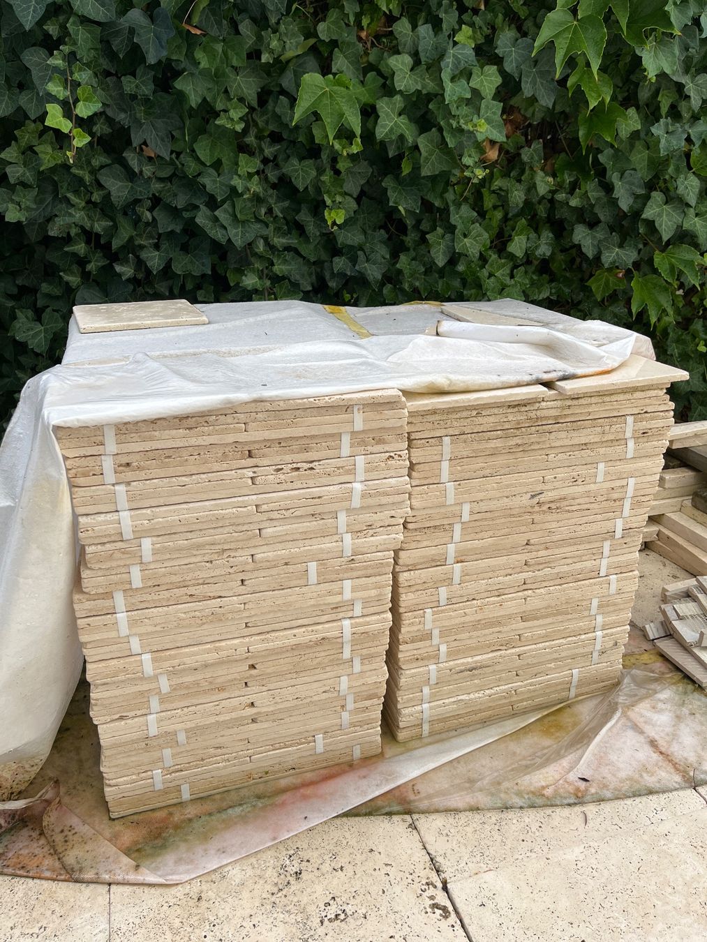 Rivestimenti per pavimenti: Travertin Fliessen 24sqm – Usato da Adliswil venduto da Jen_9c2r 2
