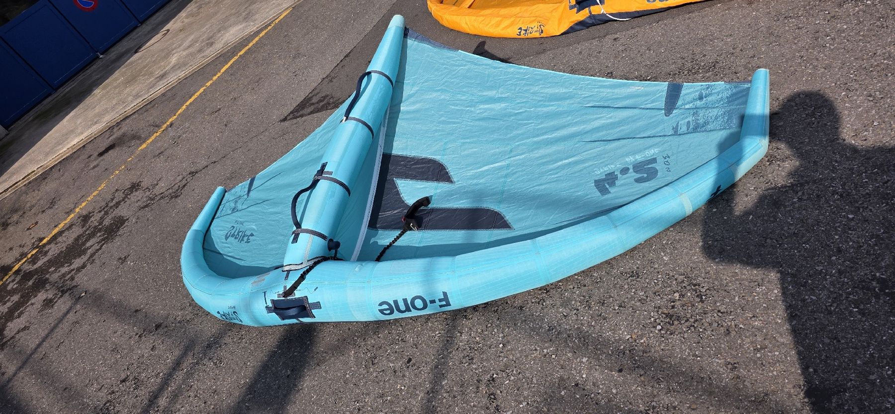 Surf: F-ONE STRIKE 4.2 qm Wing Foil Kite gebraucht – Usato da Goldau venduto da antch 2