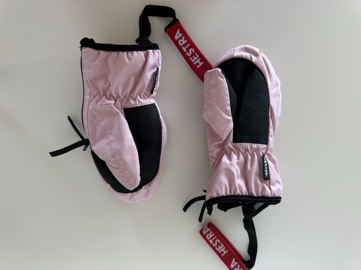 Hestra Gants: Gants Hestra 2 ans – D'occasion à Chêne-Bougeries par Lolotte38 1