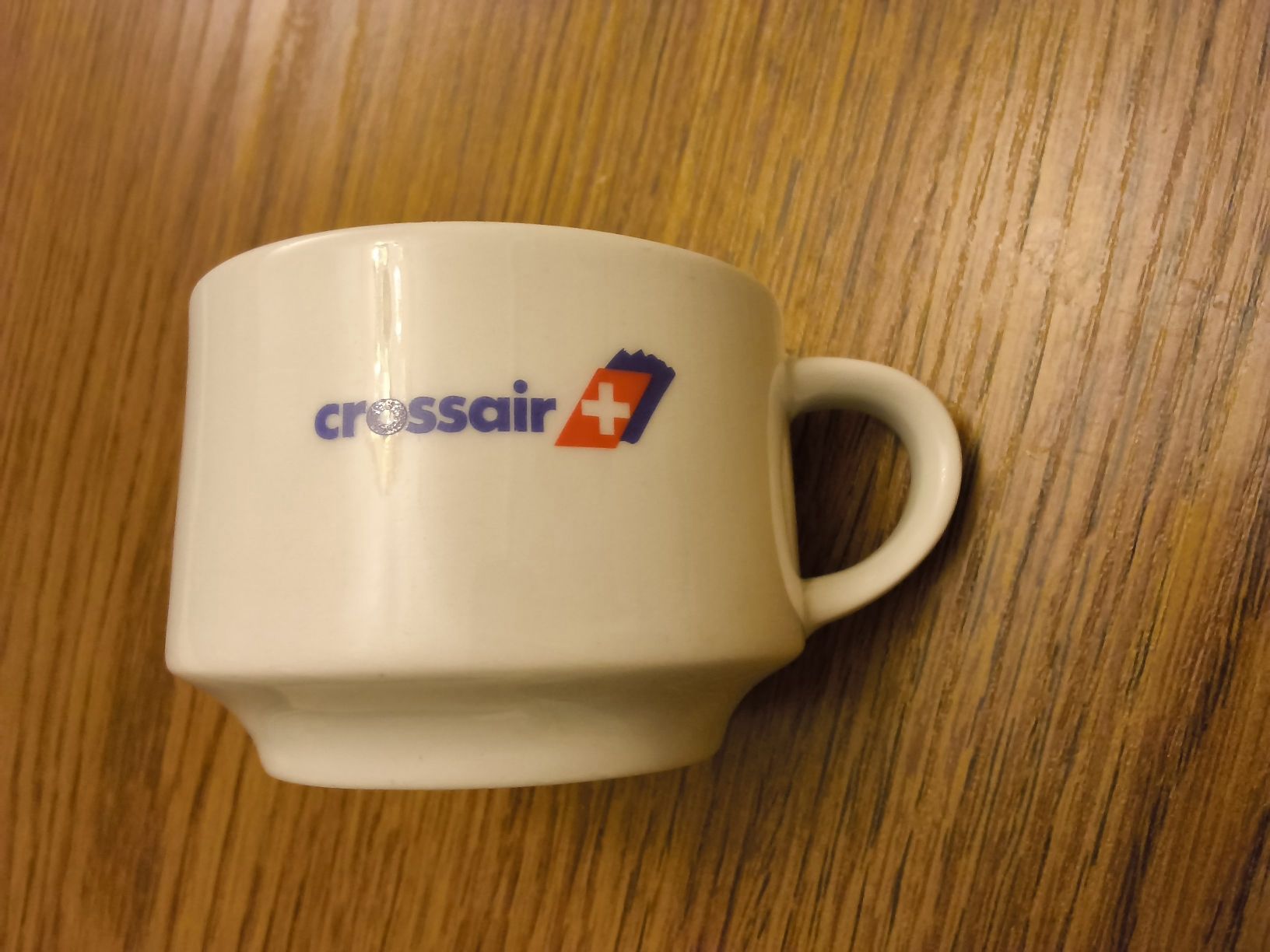 Crossair Tassen: Tasse mit Teelöffel Crossair – Gebraucht aus Hallau von histoiremerveilleuse 1