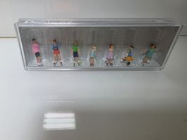 Preiser Figuren Jugendliche Kinder H0 1:87 10766 neu
