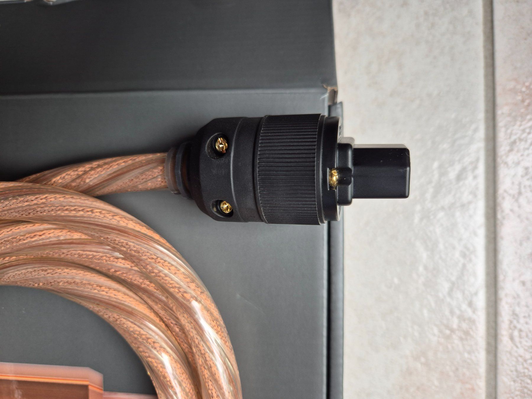 Cavi: iFi SilentPower Nova Audiophiles Stromkabel mit CH-Stecker – Usato da Beringen venduto da 2015ursh 2