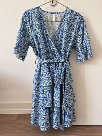 ✨SUPER JOLIE ROBE FLEURIE T S EXCELLENT ÉTAT
