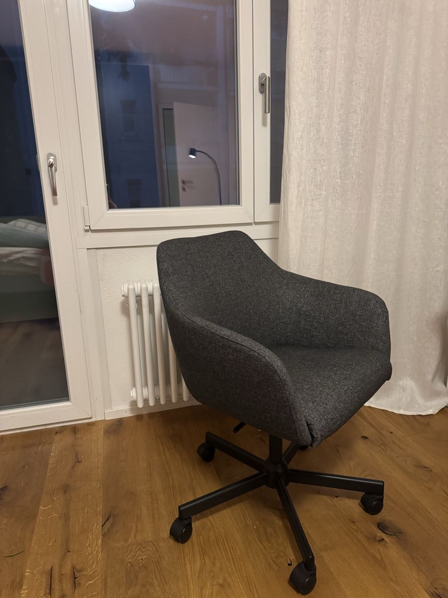 Ikea Sedie: Office chair – Usato da Basel venduto da inn_cb26