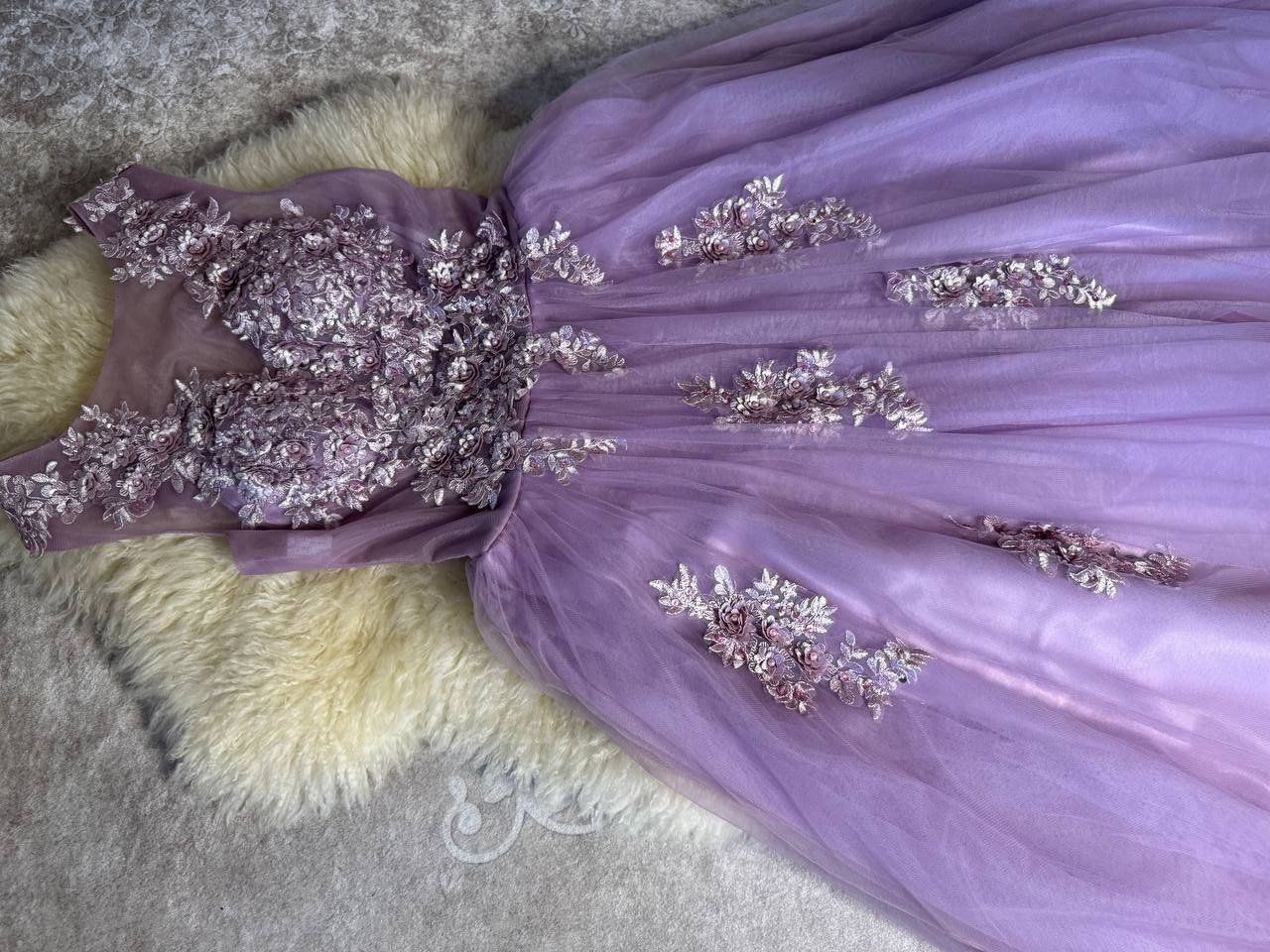 Vestiti: festliches Kleid – Usato da Leissigen venduto da ali_k9v8 1