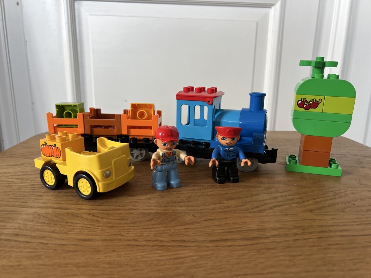 Lego Statuette: LEGO Duplo Eisenbahn Schienen Zug – Usato da Ennetbaden venduto da teo_yg9s 3