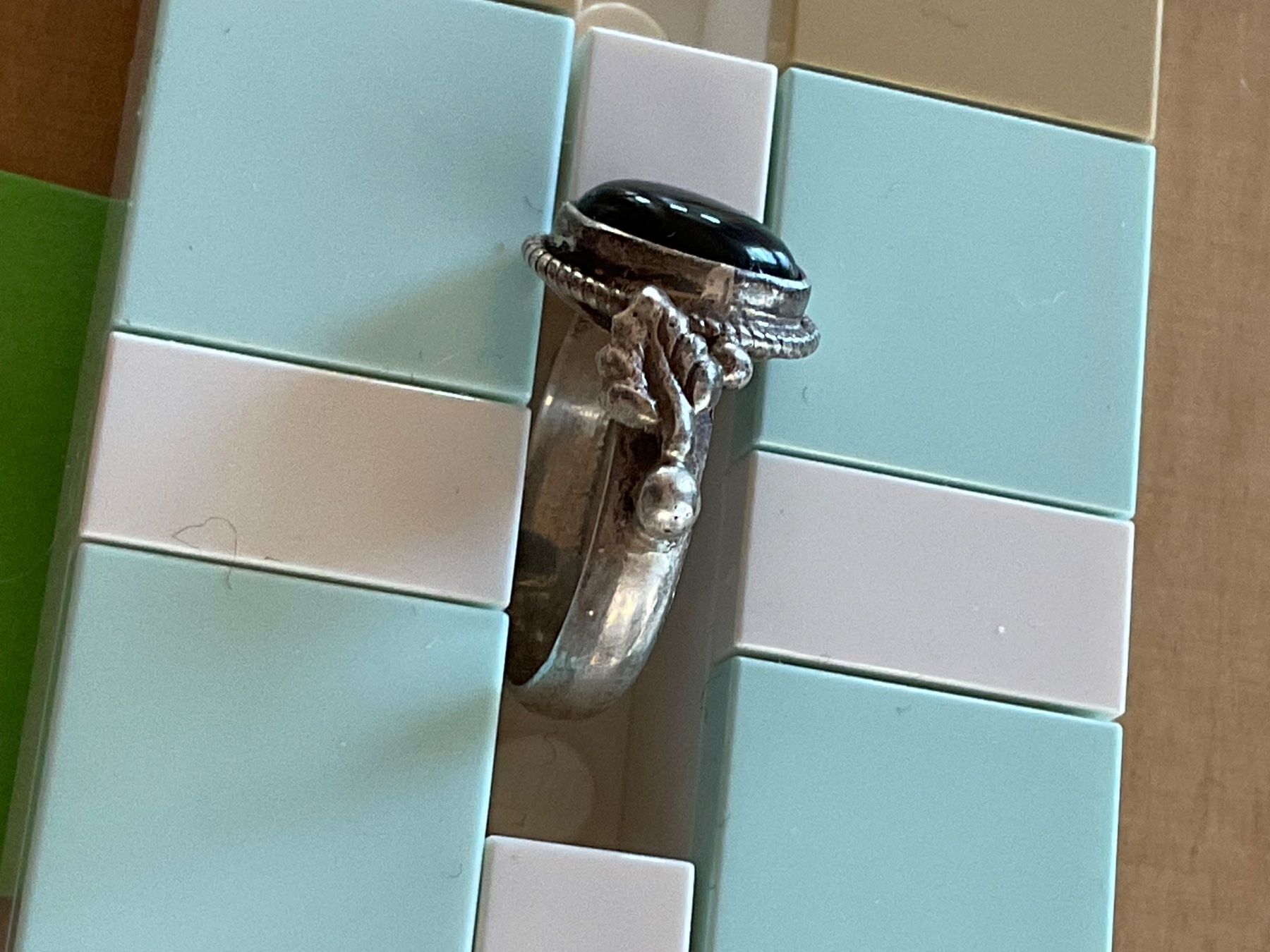 Anelli: Ring mit schwarzem Stein / Gr. 46 – Usato da Rümlang venduto da Sambas19 1