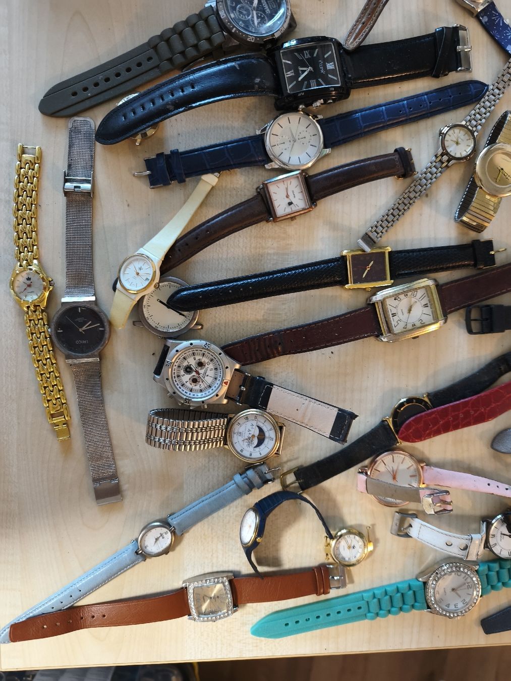 Montres: Armbanduhr lot – D'occasion à Kreuzlingen par dad_9x7b